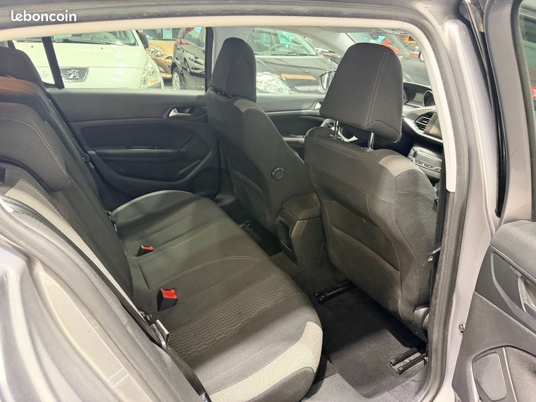 Peugeot 308 Style (image 12)