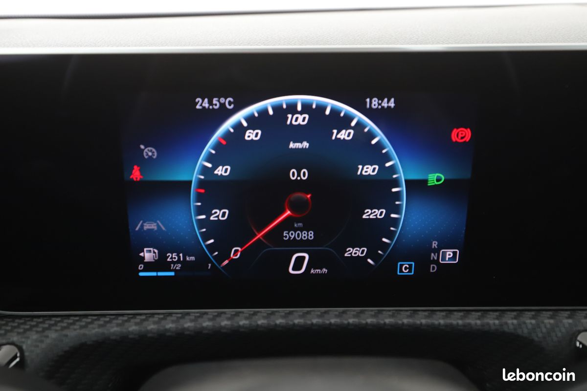 Mercedes-Benz Classe A 180 7G-DCT 136 ch (image 18)