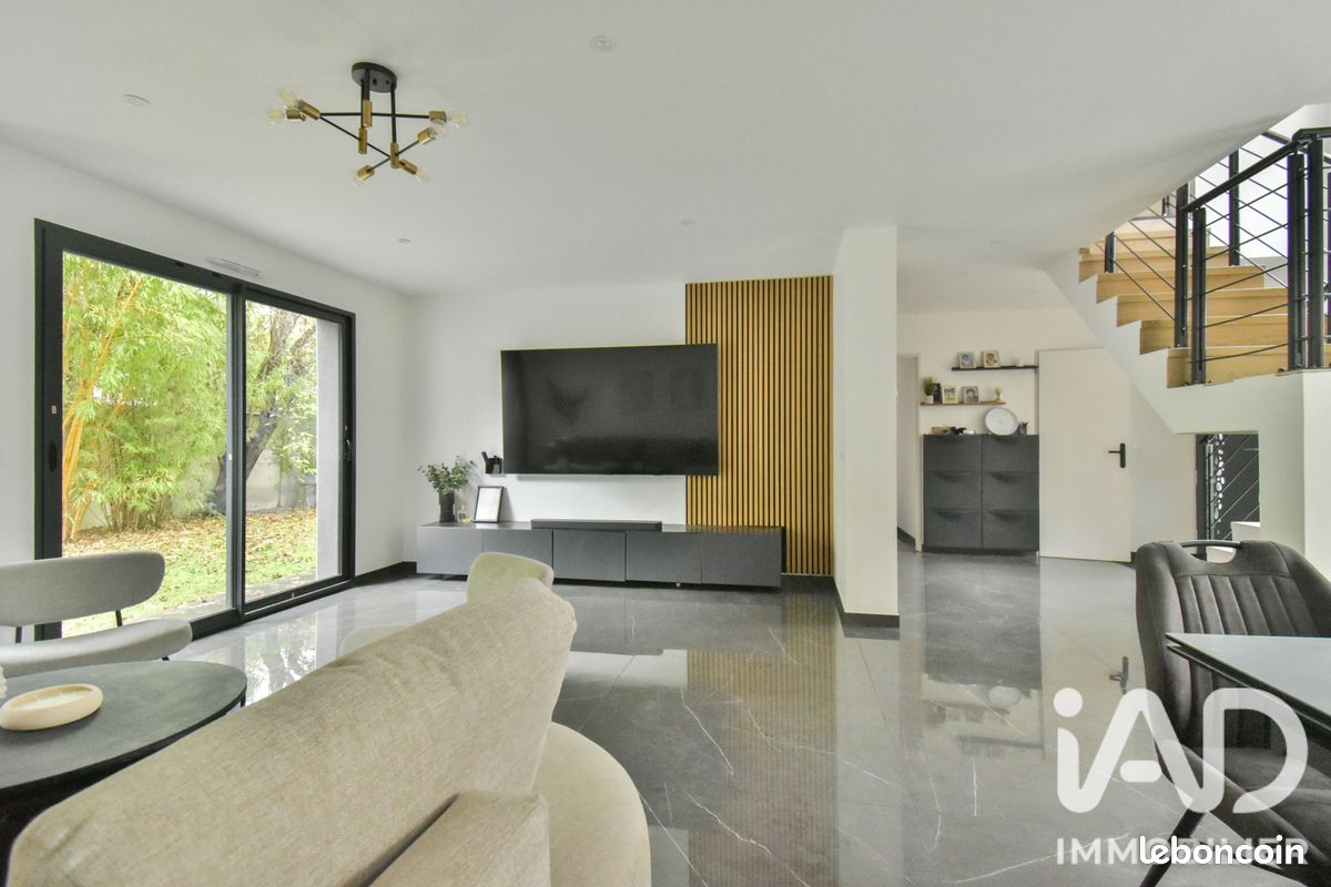 Maison 7 pièces 159 m² · à Soisy-sous-Montmorency · 159 m² · 839 000 €