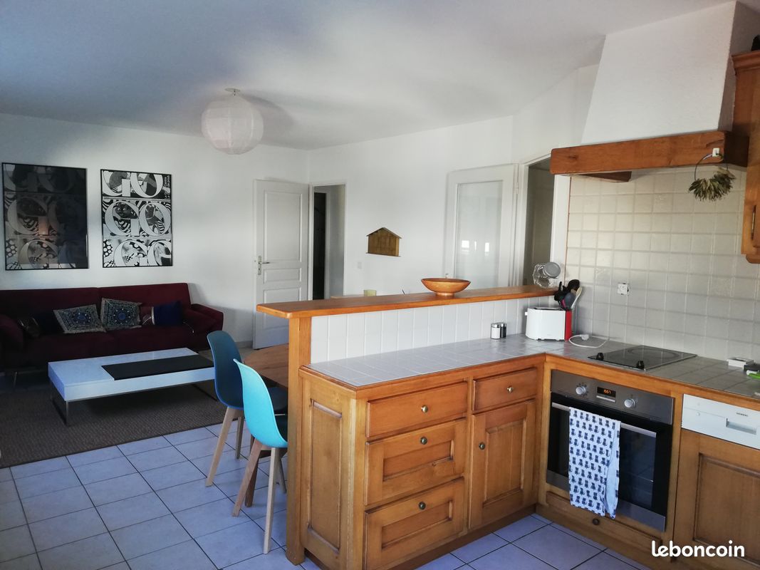 Appartement 2 pièces 49 m² · à Annemasse · 49 m² · 1 350 €/mois