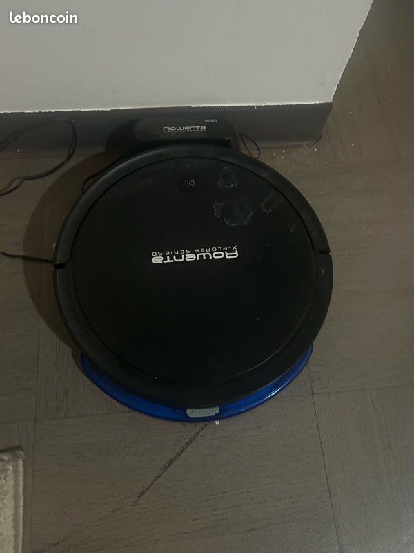 Robot aspirateur (image 1)