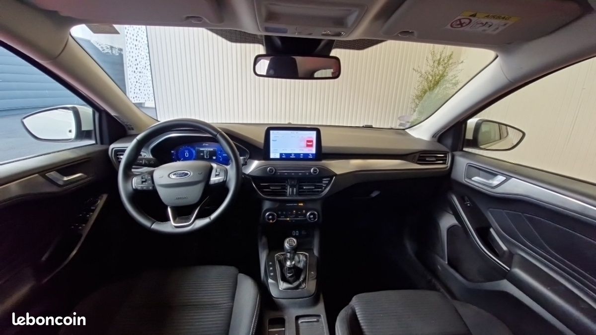 Ford Focus 1.0 ECOBOOST 125 SS TITANIUM X BUSINESS (image 9)