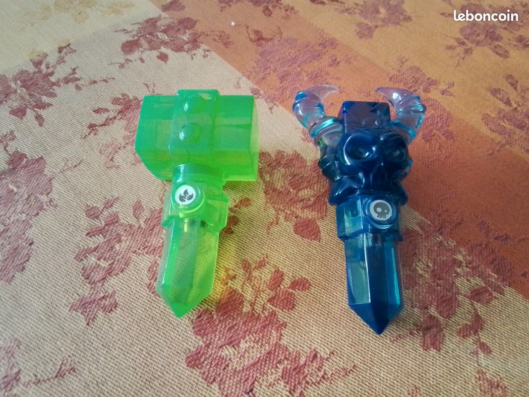 Xbox 360 skylanders trap team de vie life hammer,1 deadpool skull neuf jamais servi (image 1)