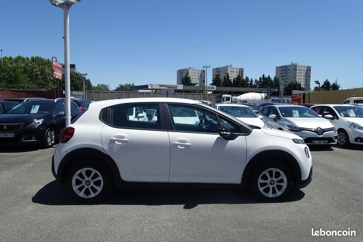 Citroen C3 STE 1.2 PURETECH 83CH S&S FEEL NAV (image 4)