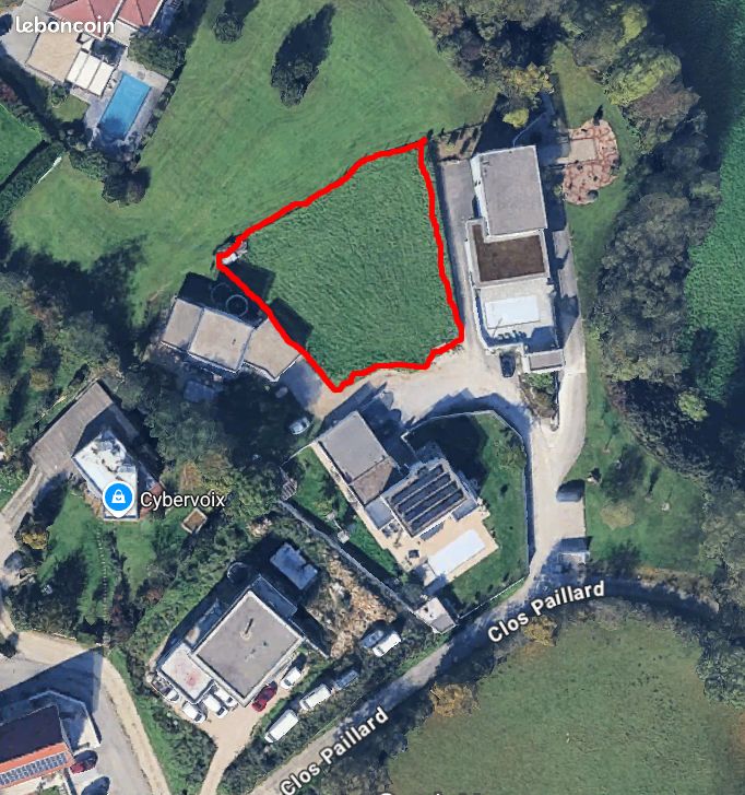 Terrain viabilisé secteur Saint-Claude 13,5 are · à Besançon · 290 000 €