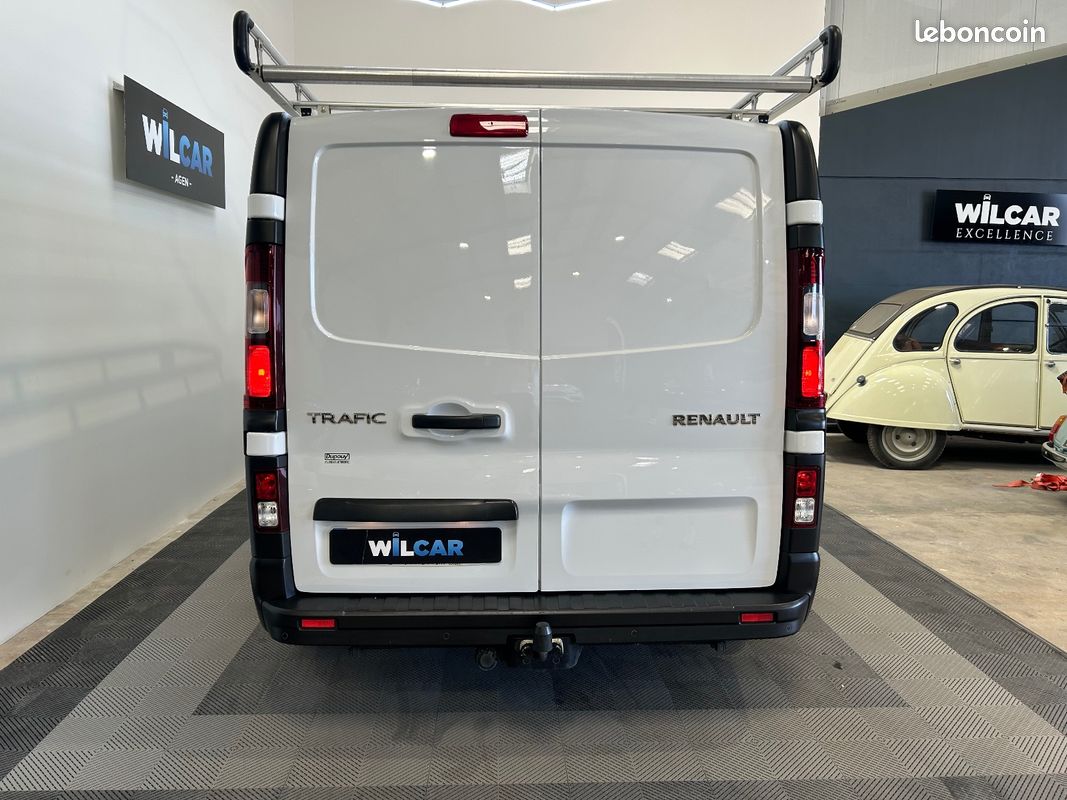 Renault trafic fourgon gn l1h1 1000 kg dci 120 e6 grand confort (image 6)
