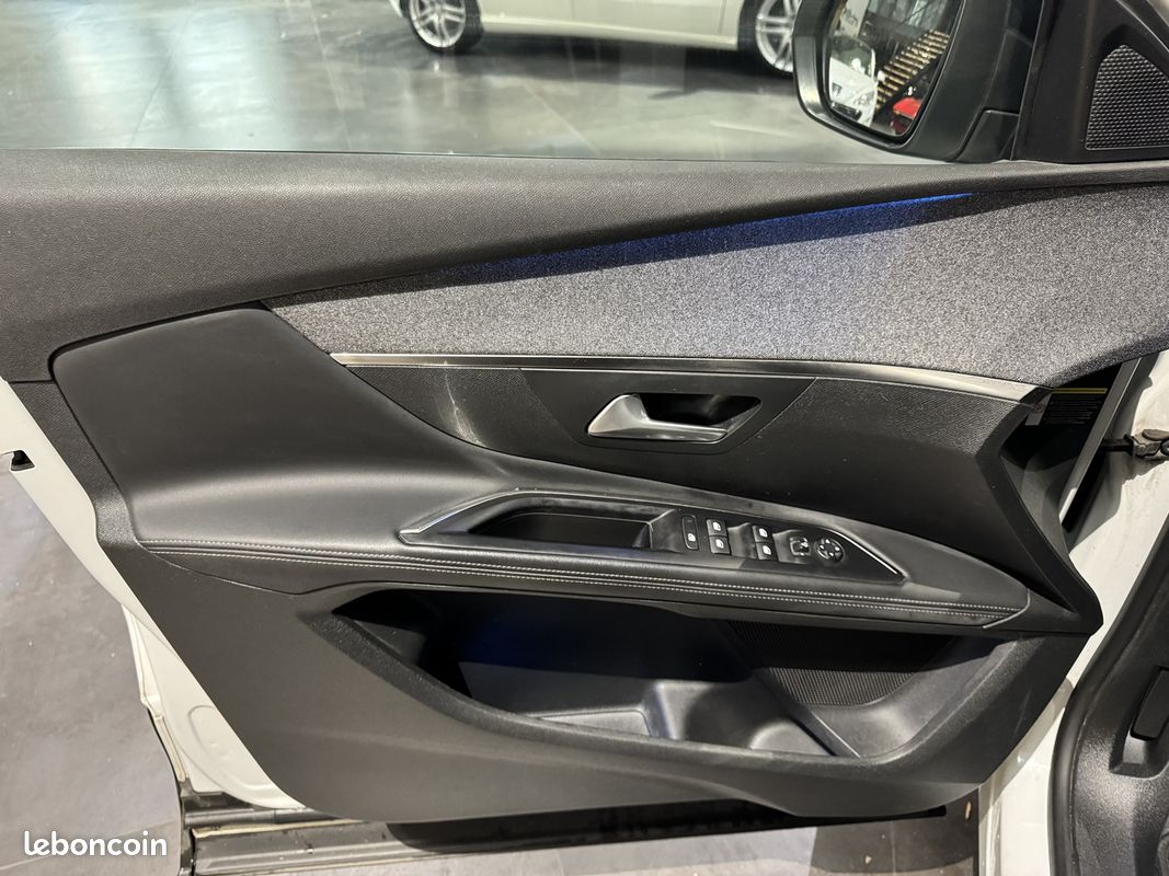 Peugeot 5008 1.5 EHDI 130CH ALLURE 7 PLACES (image 9)