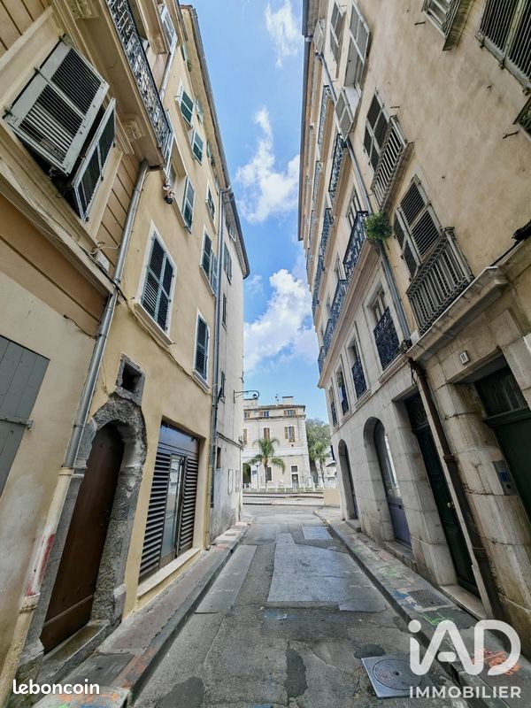 Appartement 2 pièces 31 m² · à Toulon · 31 m² · 80 000 €