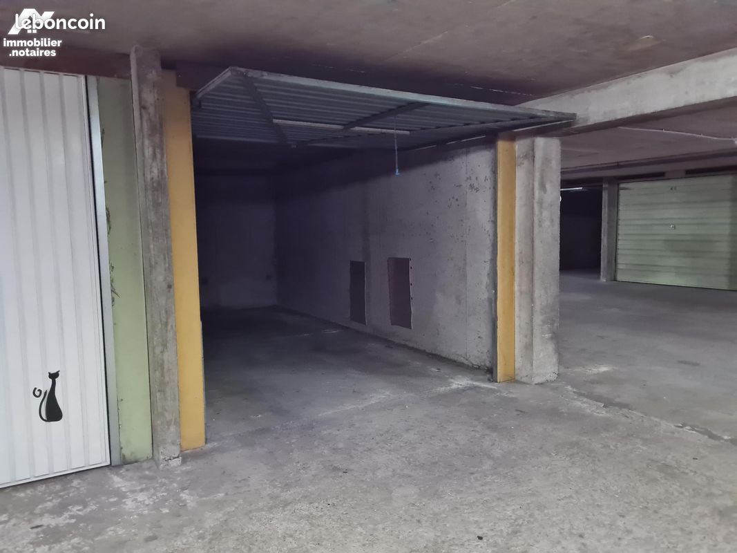 Parking LYON 7 · 78 €