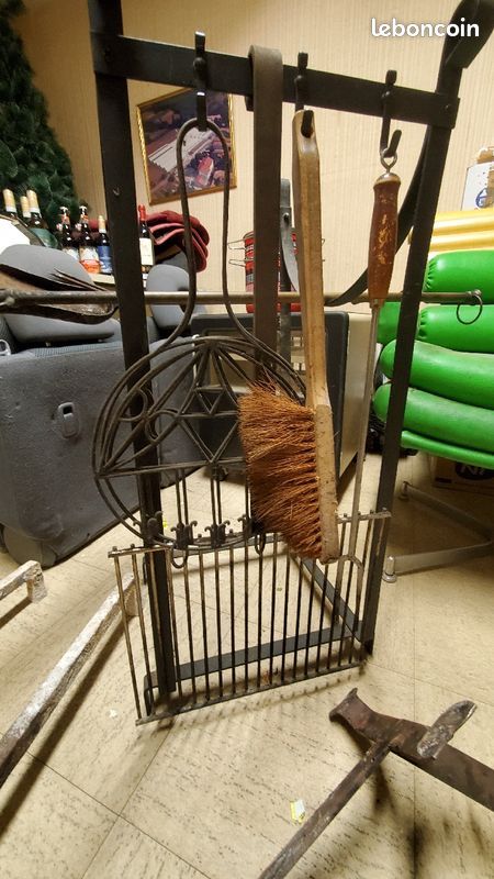 Lot 6 accessoires + porte buches cheminée (image 1)