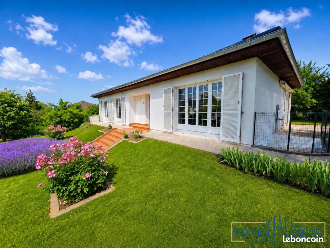 Maison 7 pièces 179 m² · à Méréville · 179 m² · 350 000 €