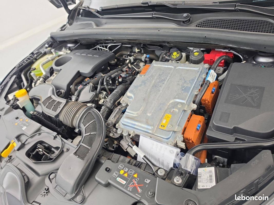 RENAULT Clio E-Tech full hybrid 145 Engineered (image 23)