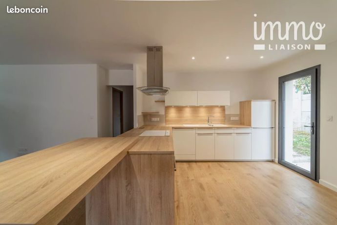 Maison 5 pièces 93 m²