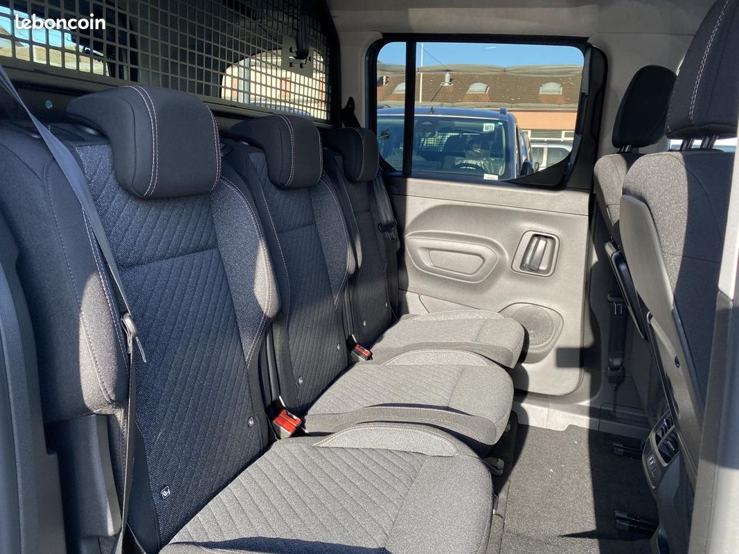 PEUGEOT RIFTER (2) Standard 1.5 BlueHDI S&S 130 EAT8 ALLURE N1 SANS MALUS / CAMERA / MAIN LIBRE (image 48)