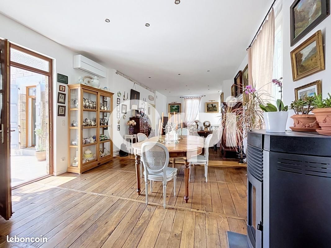 Maison 5 pièces 180 m² · à Brive-la-Gaillarde · 180 m² · 409 000 €