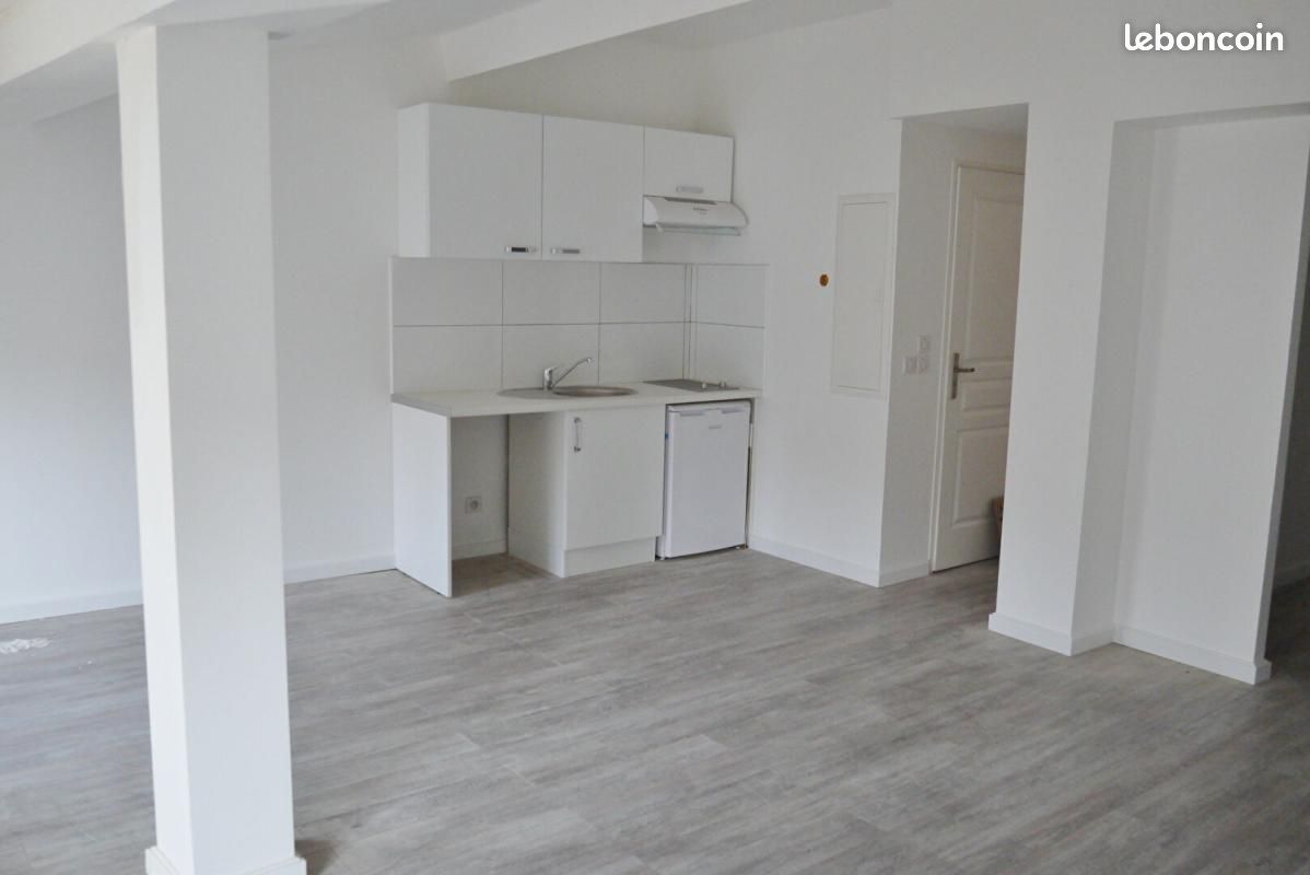 Appartement 1 pièce 25 m² · à Roquevaire · 25 m² · 90 000 €