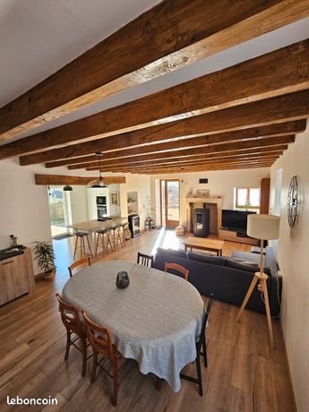 Maison de caractère avec grand terrain arboré