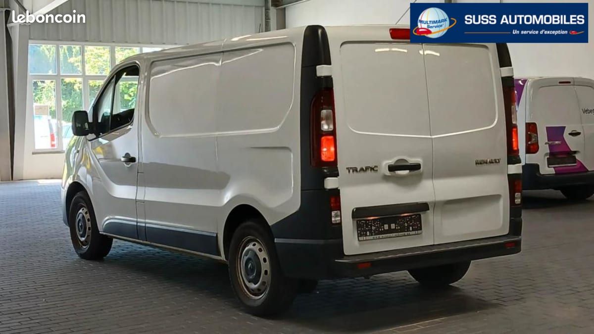 Renault Trafic FOURGON FGN L1H1 DCI 120 CONFORT (image 3)