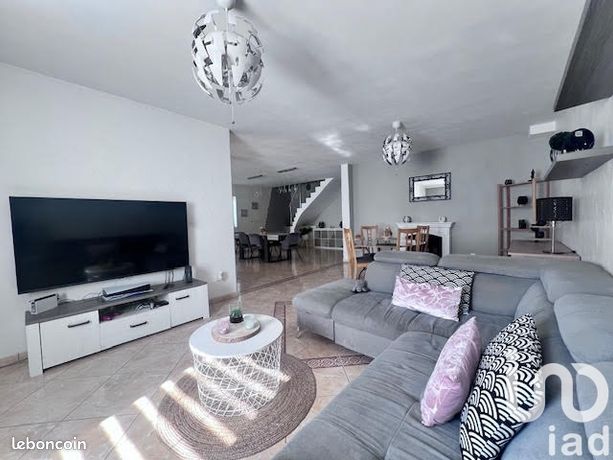 Ferme 9 pièces 309 m²