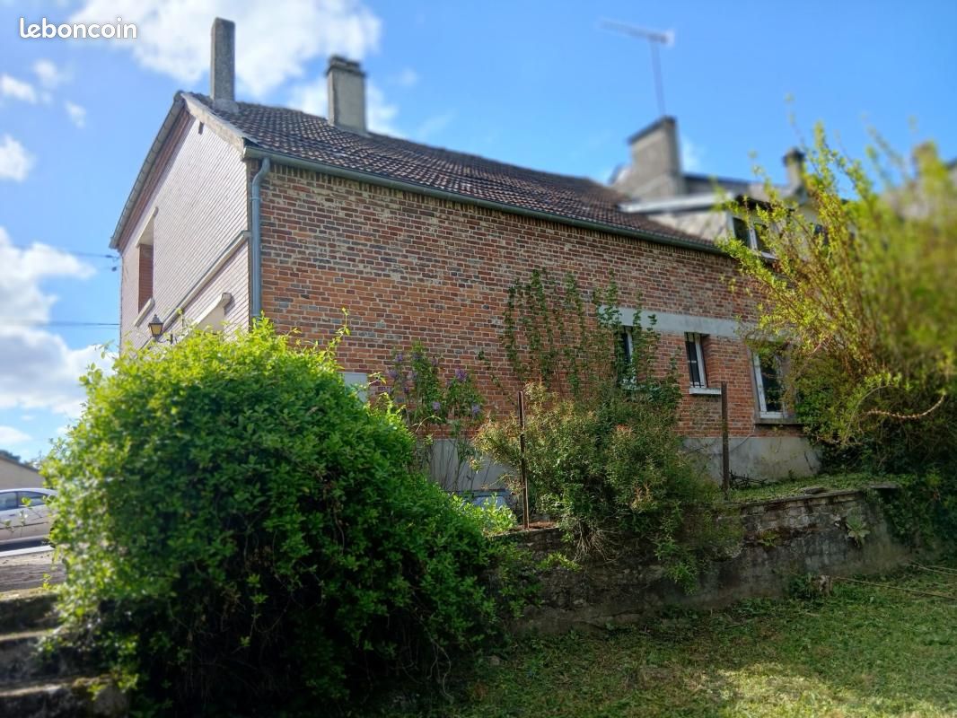 Maison 6 pièces 120 m² · à Brunehamel · 120 m² · 126 900 €