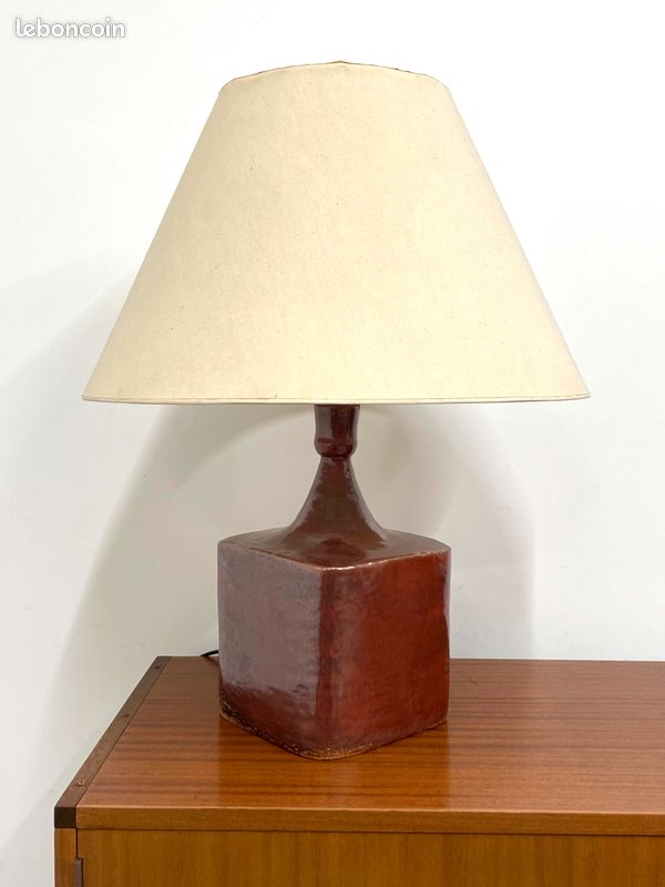 Grande lampe en céramique, signée et datée de 1979 (image 2)