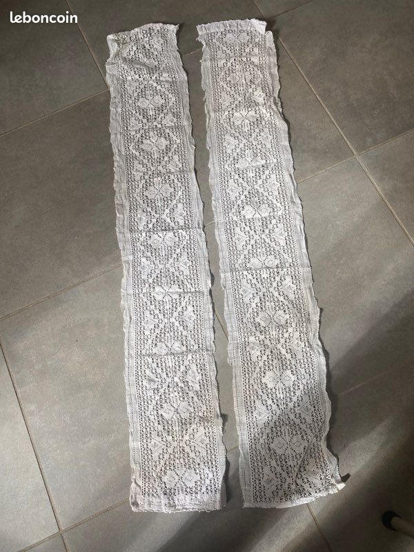 2 anciennes broderie (image 1)