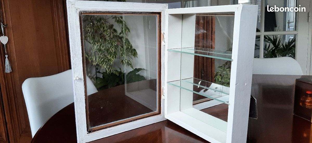 Vitrine pour miniatures (image 4)