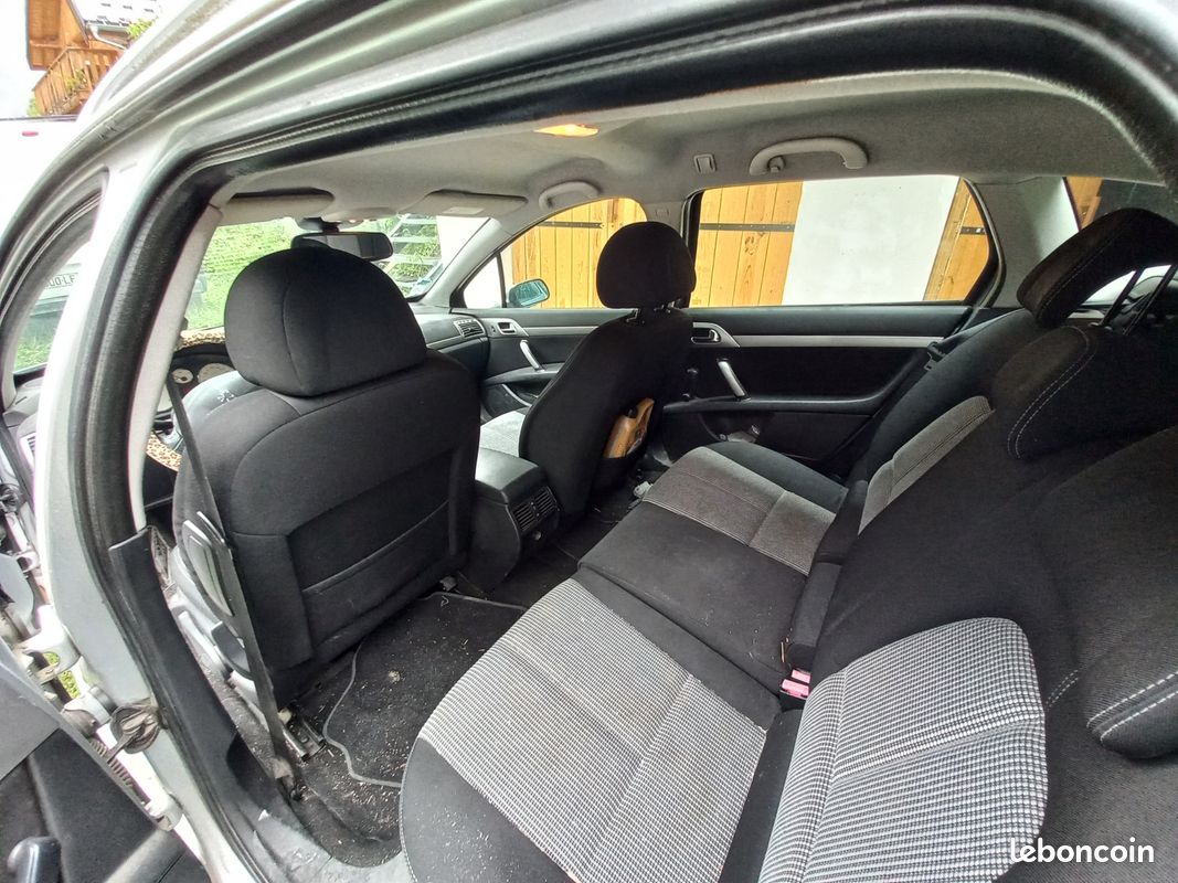 Peugeot 407 (image 3)