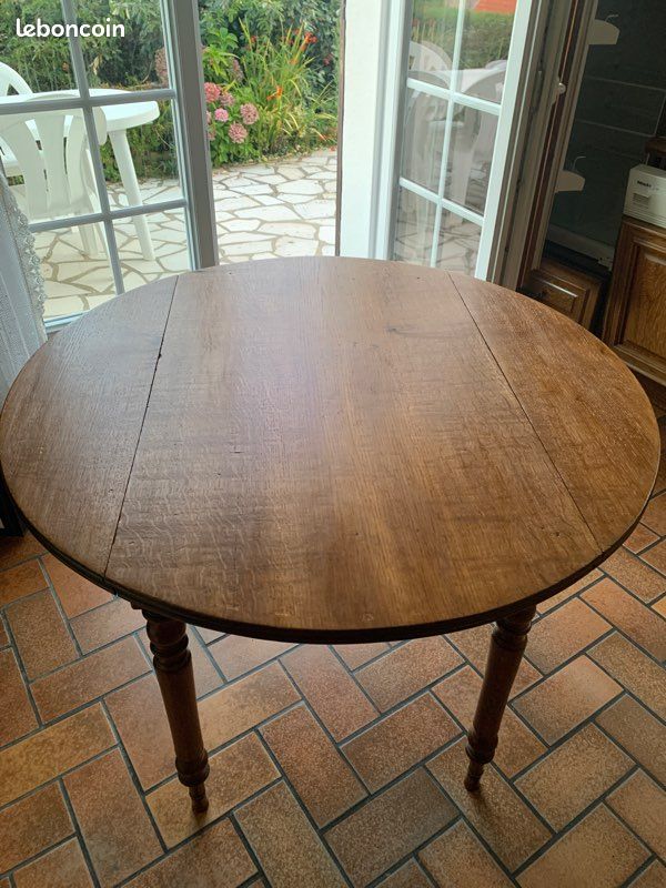 Table ronde (image 1)