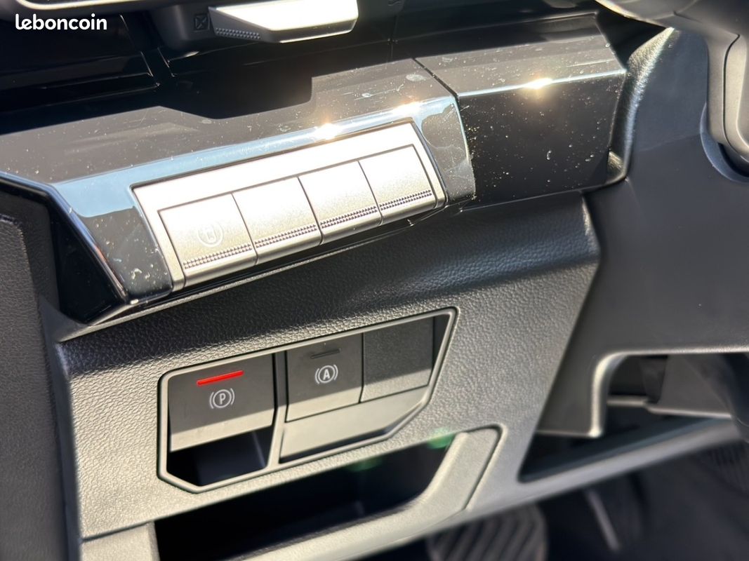 Renault RAFALE techno full hybrid E-Tech 200 ch 25 (image 22)