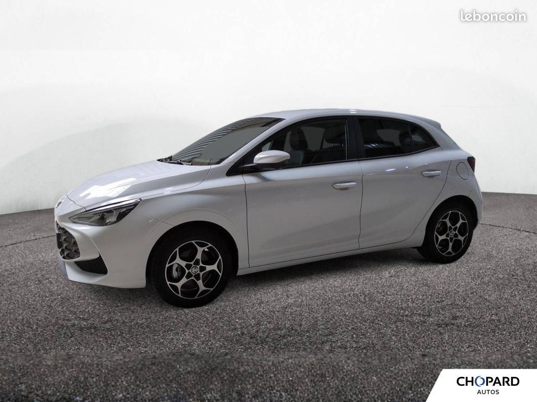 MG MG3 1.5 L Hybrid+ 195 ch Luxury (image 1)