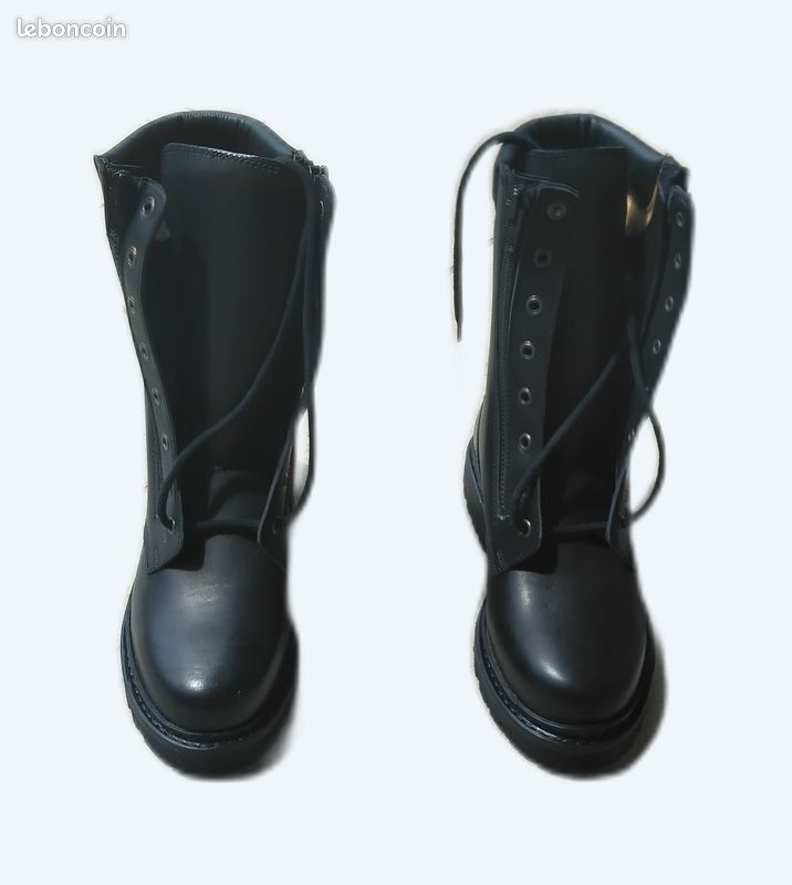 Bottes moto femme neuves tout cuir (image 1)