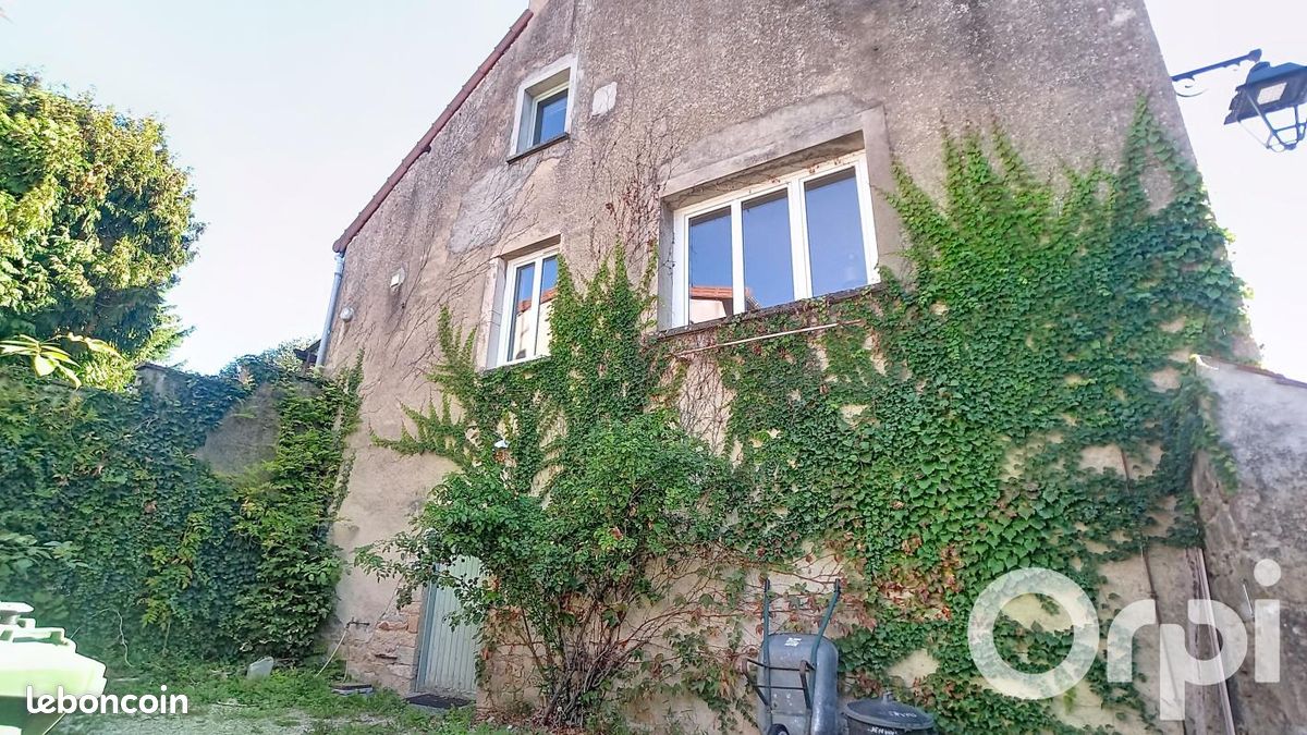 Maison 5 pièces 148 m² · à Buxy · 148 m² · 242 000 €