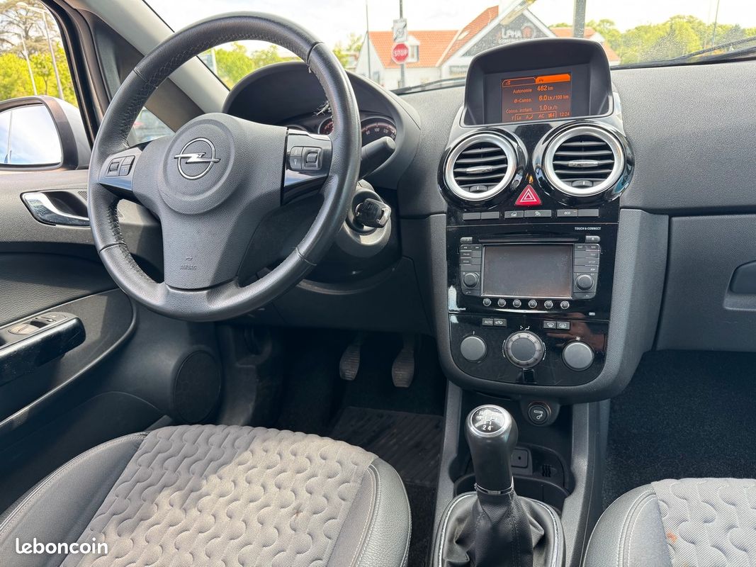 Opel Corsa PHASE 2 1.4 essence Ecoflex 100 chs (image 9)