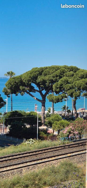 Appartement 3 pièces 73 m² · à Antibes · 72,8 m² · 369 000 €