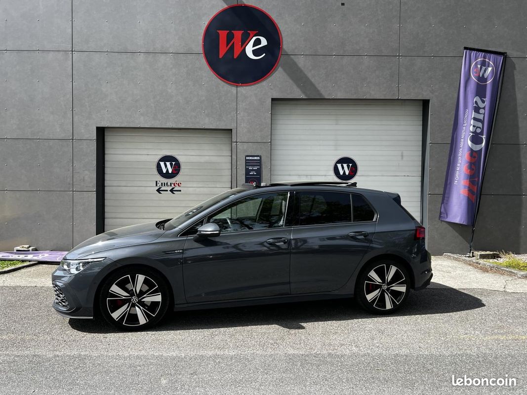 VOLKSWAGEN GOLF 2.0 TDI 200 SCR GTD DSG BVA- TOIT OUVRANT PANORAMIQUE / SUIVI 100% VW / GARANTIE 12 mois (image 7)