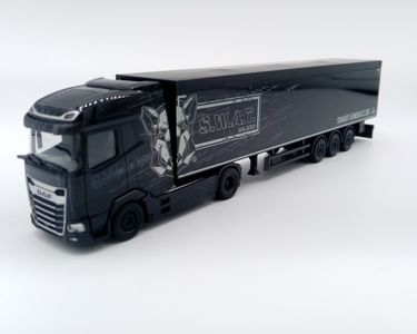 Objet Miniature Herpa Modèle Réduit Camion DAF XG Semi-remorque à Fond Objet Miniature Herpa Modèle Réduit Camion DAF XG Semi-remorque à Fond