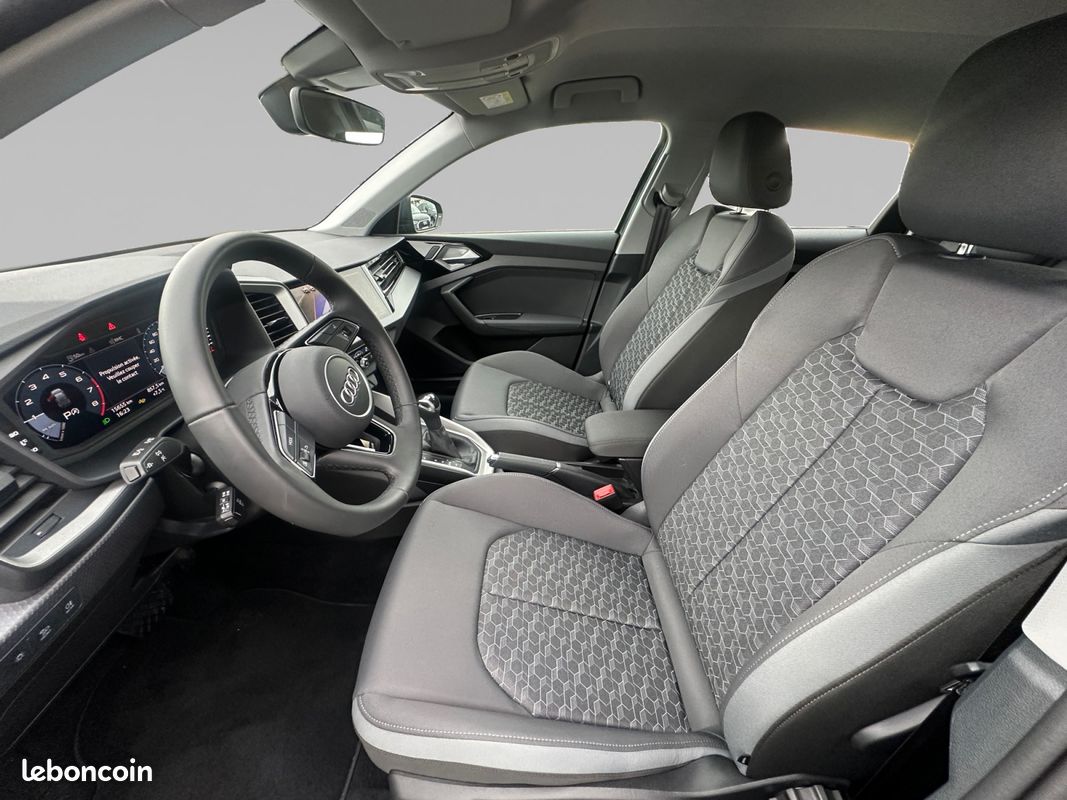 AUDI A1 Sportback 30 TFSI 116 ch S tronic 7 Design (image 10)
