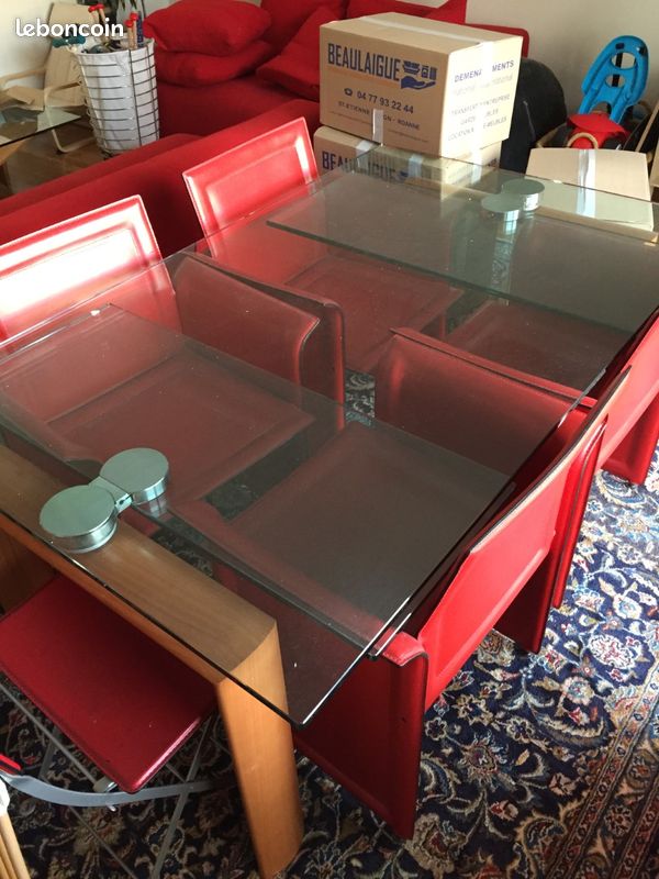 Table de salle à manger + 4 Fauteuils (image 1)