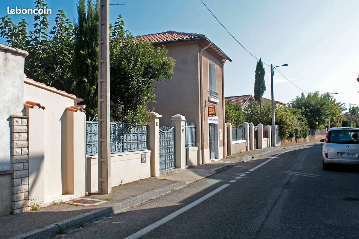 Local commercial 10 pièces 250 m² · à Avignon · 250 m² · 550 000 €