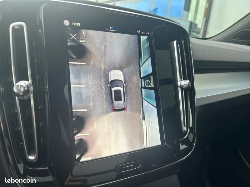 Volvo XC40 B3 163ch Black Edition DCT 7 (image 20)