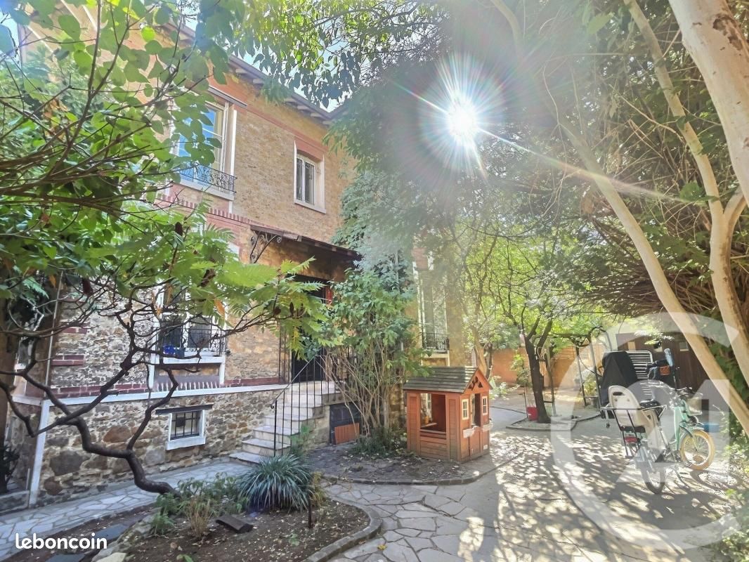 Maison 5 pièces 74 m² · à Aulnay-sous-Bois · 74 m² · 395 000 €