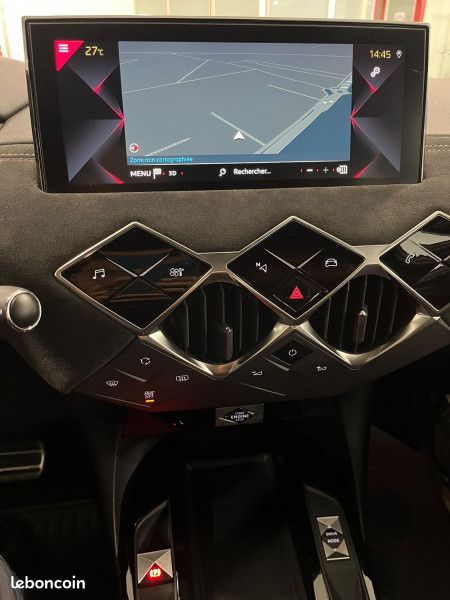 Ds DS 3 CROSSBACK BLUEHDI 130CH PERFORMANCE LINE AUTOMATIQUE (image 10)