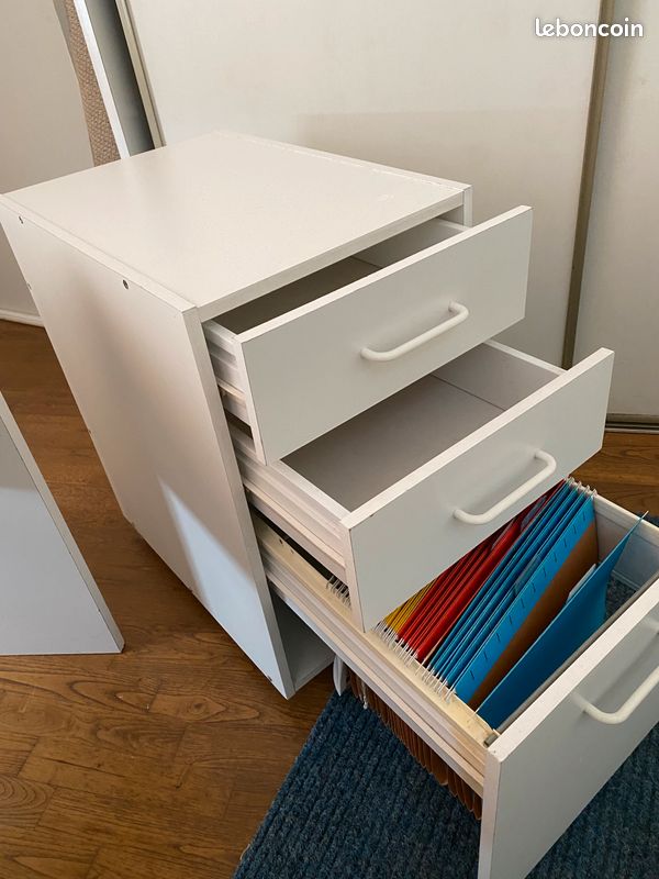 Mobilier de bureau IKEA : Bureau + Fauteuil + Caisson (image 2)