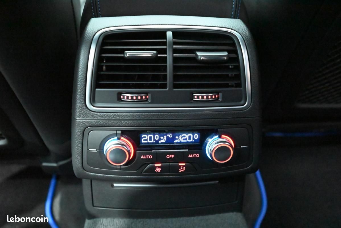 Audi RS6 Avant Performance V8 4.0 TFSI 605 Quattro Tiptronic 8 (image 35)