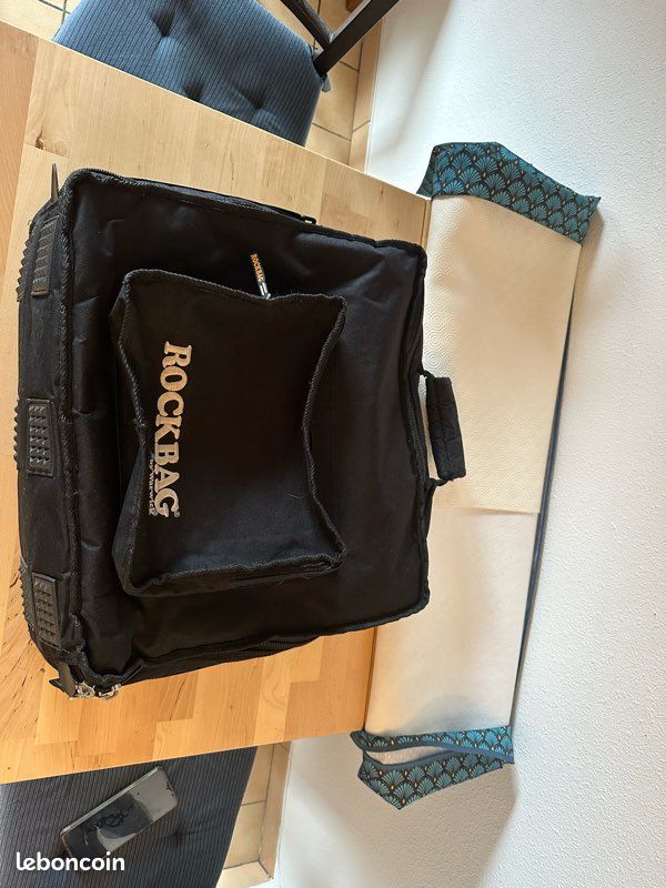 Akai MPK25 avec sac de transport - TBE (image 10)