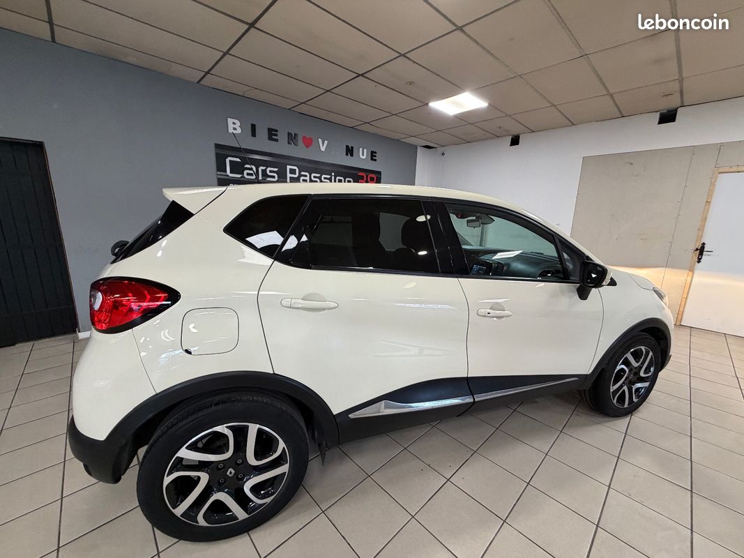 RENAULT CAPTUR TCe 120 Intens EDC (image 6)