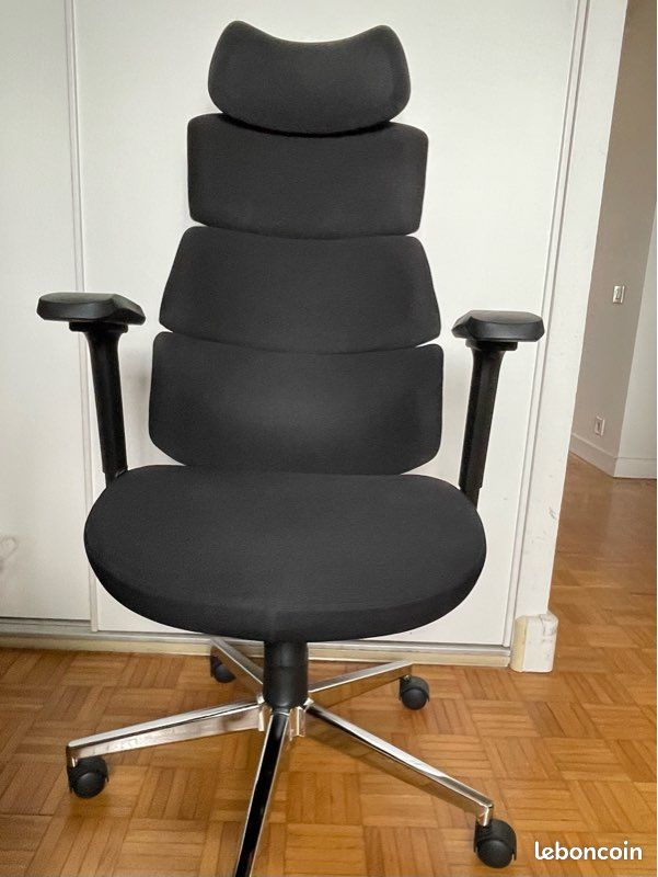 Fauteuil gamer noir Logan But (image 1)