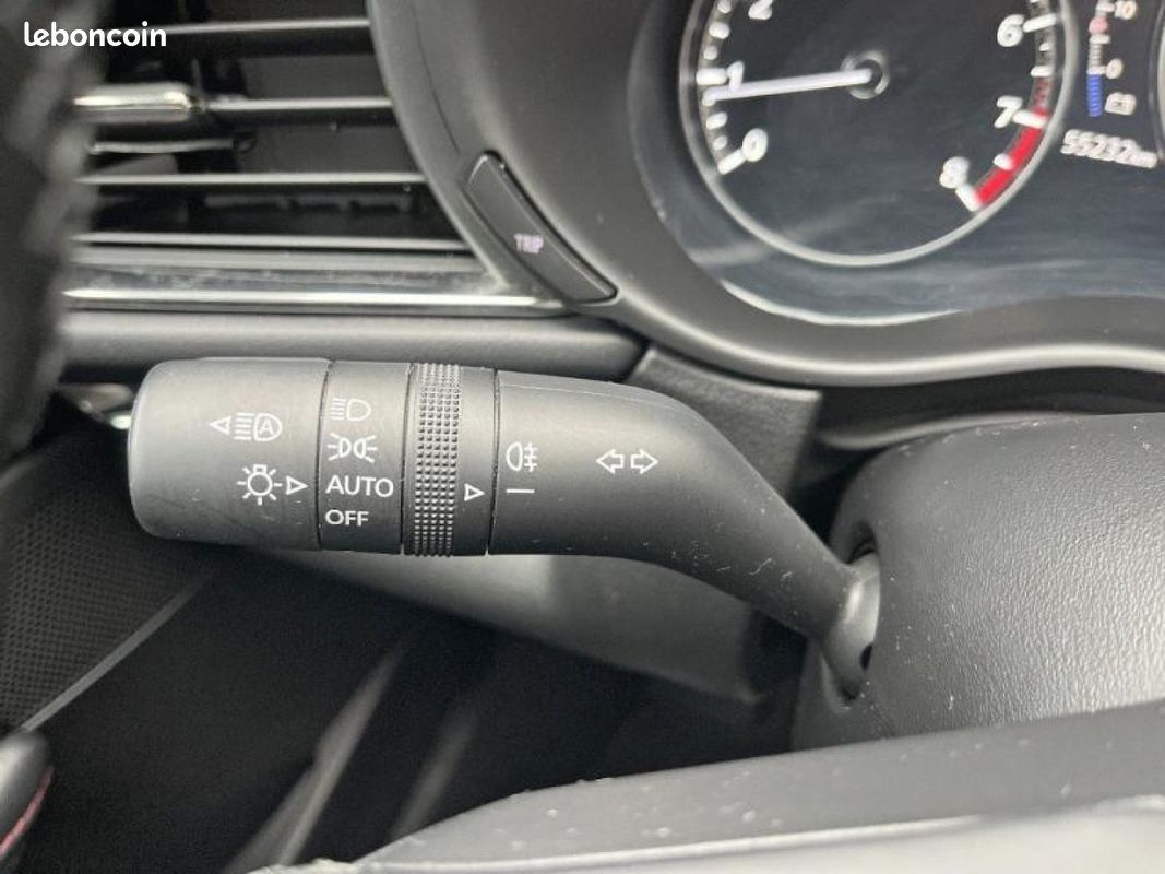 Mazda CX-30 2.0 e-SKYACTIV-X M-Hybrid 186ch Homura BVA 2022 (image 18)