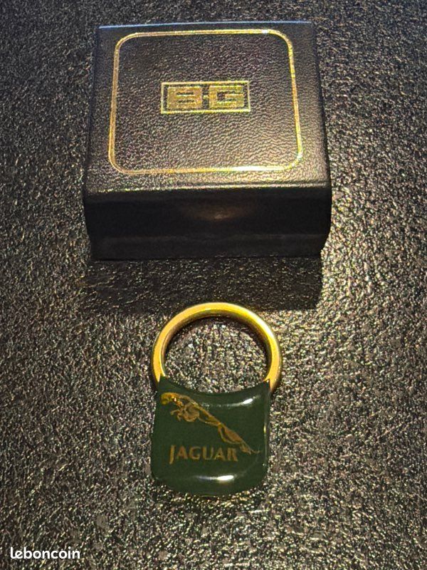 Porte-clés JAGUAR En Métal Argenté Chromé - Avec Son étui - Neuf Avec étiquettes - Marque STATION MANIA
